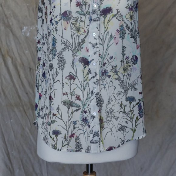 H&M sleeveless button up collared floral blouse S - Picture 3 of 6